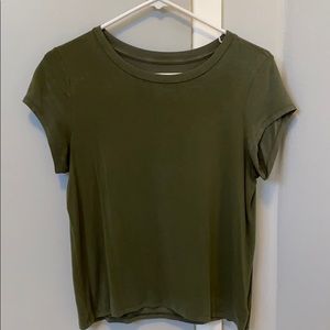 American Eagle T shirt